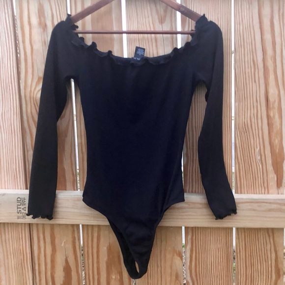 rue21 Bodysuit Black Ruffled Sz.Small Ribbed - Picture 6 of 10